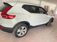 VOLVO XC40 ARKA BAGAJ KAPISI